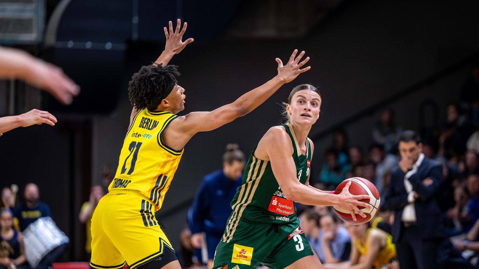 Nach WM-Erfolg: DBBL startet mit zehn Teams und 6+6-Quote in die Saison