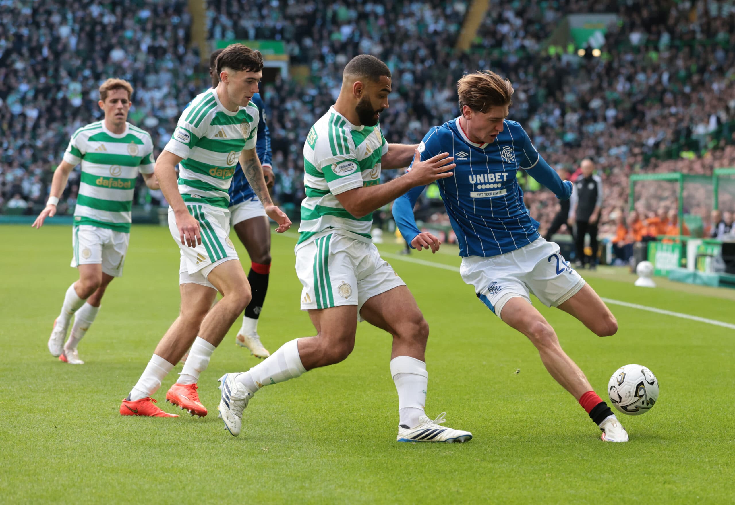 Carter-Vickers Backs O'Neill as Celtic Slump Deepens