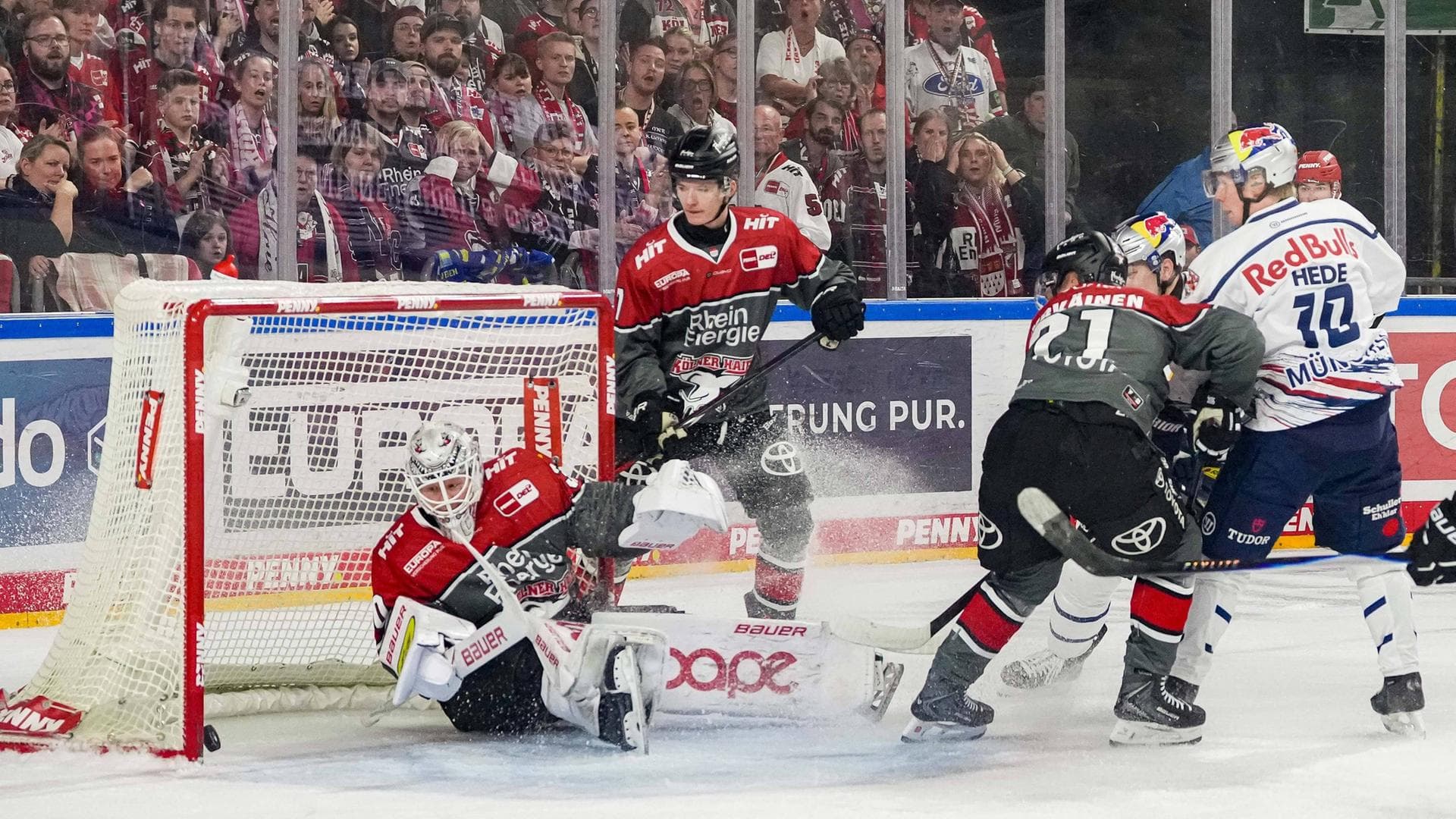 Kölner Haie unterliegen dem EHC München mit 2:4 – Defensive bleibt Schwachstelle