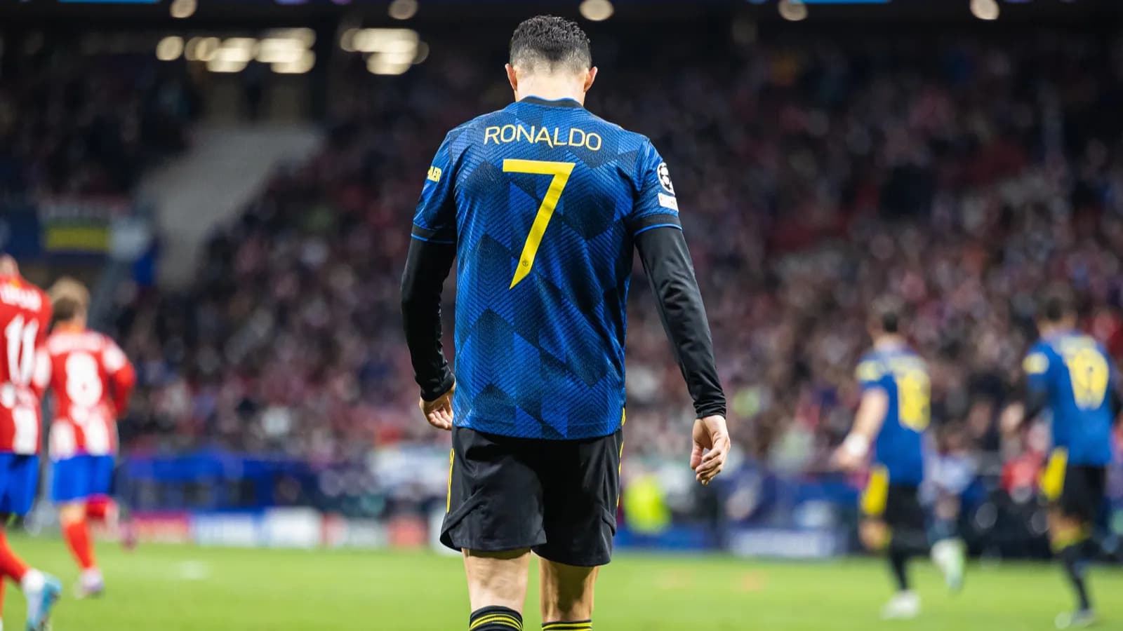 Leão wears Portugal's No. 7 after Ronaldo leaves camp