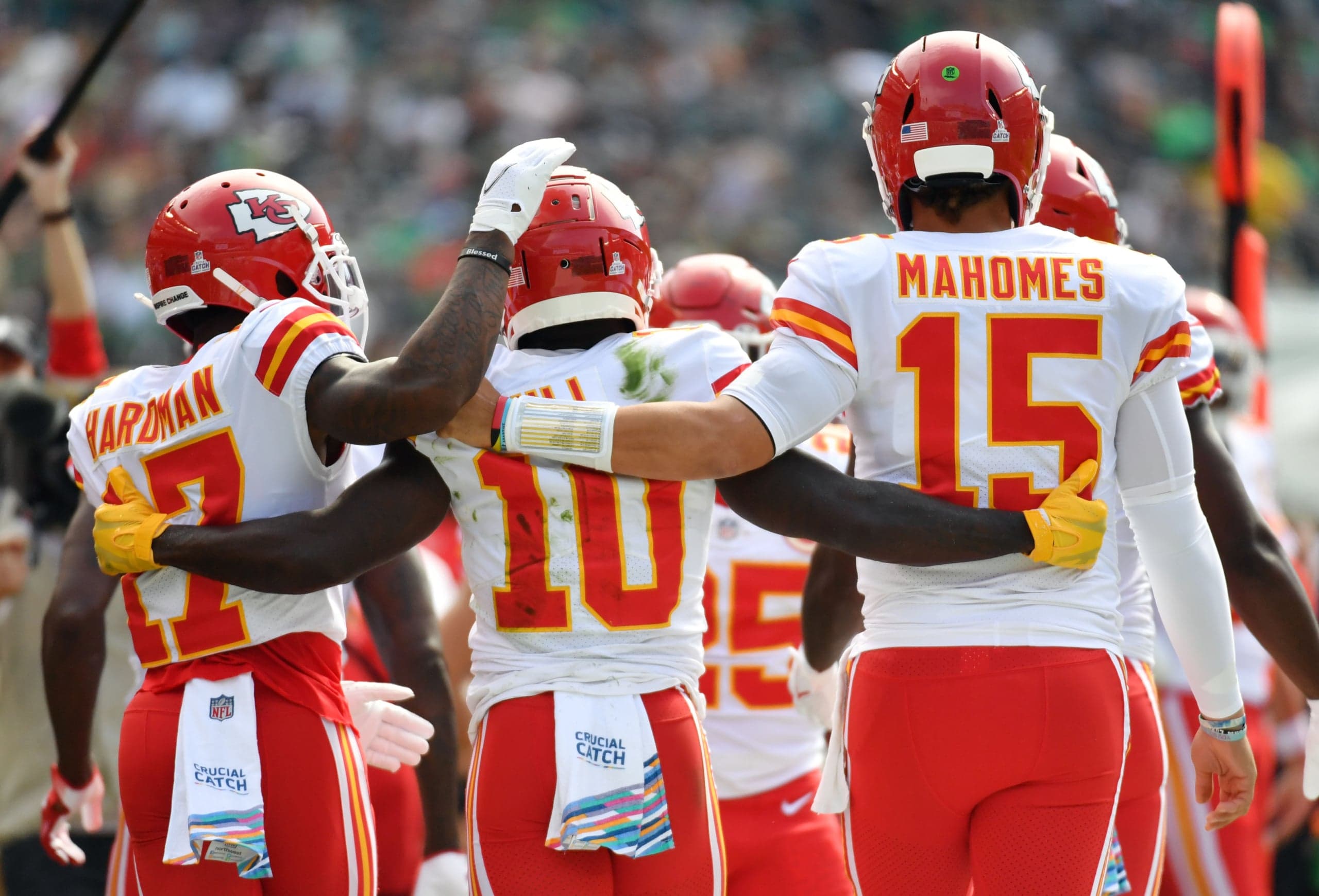 Chiefs Contact Tyreek Hill's Agent After Injuries Hit Receiver Group