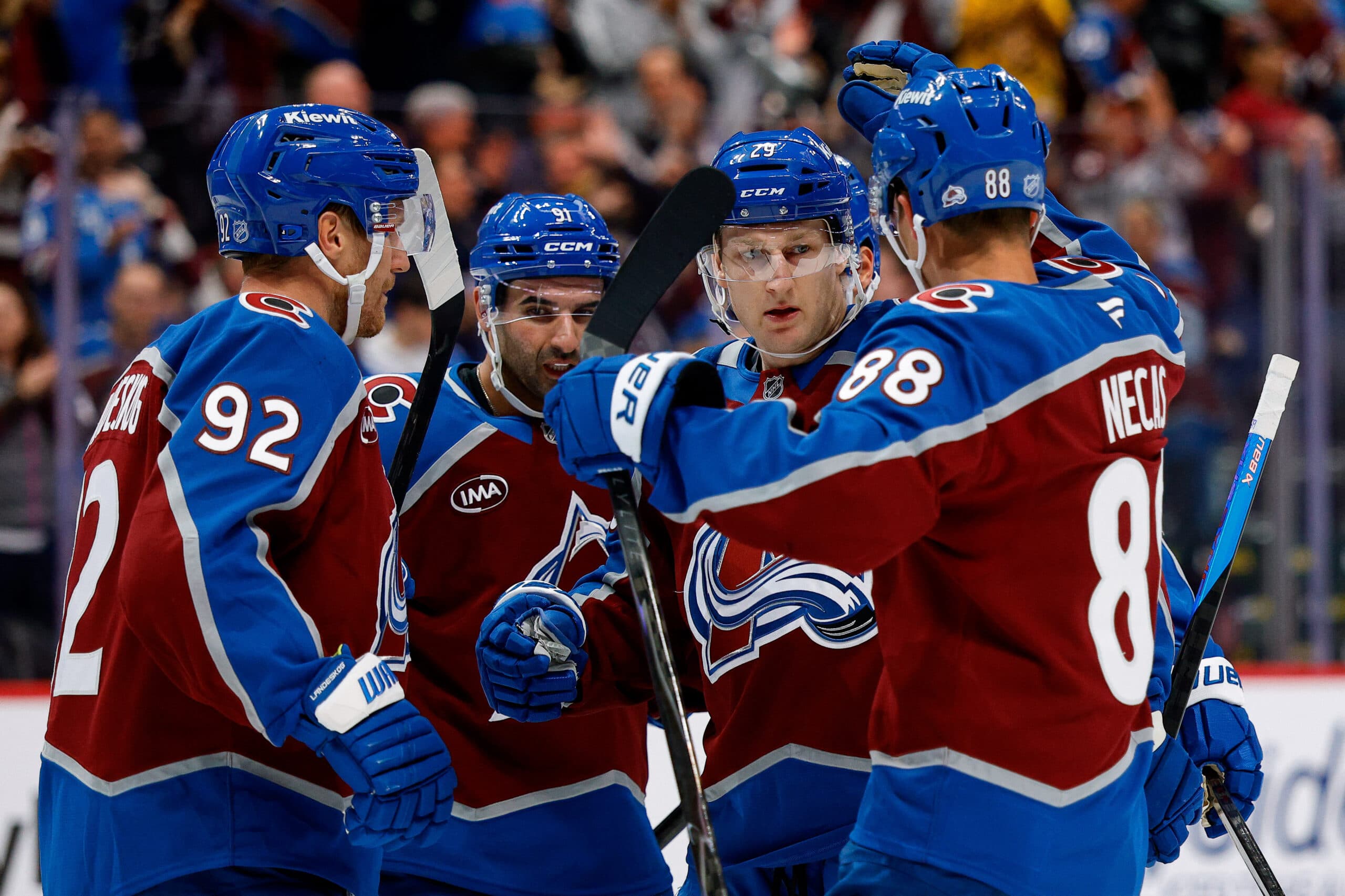 Avalanche Down Blues 6-1, Improve to 2-0 With 14 Goals in Two Games