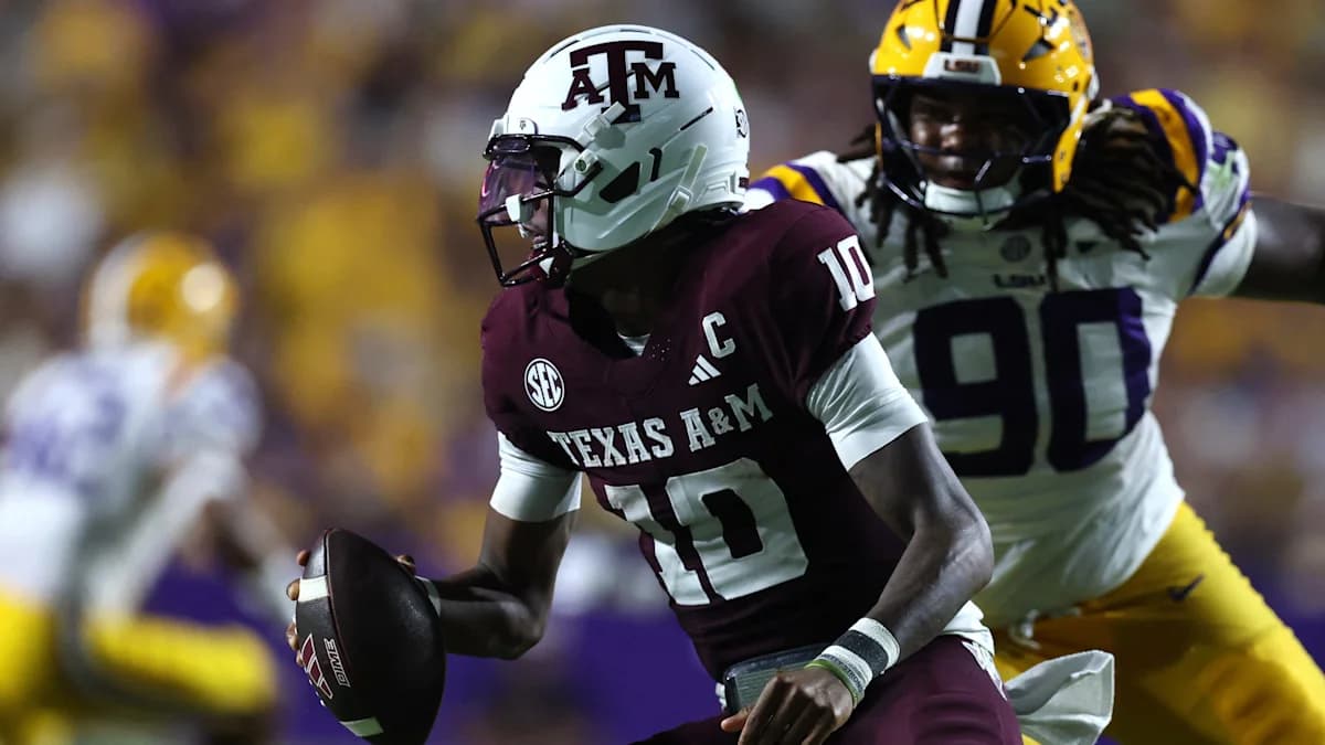 LSU Rolls Past No. 23 Texas A&M 35-6 in Death Valley