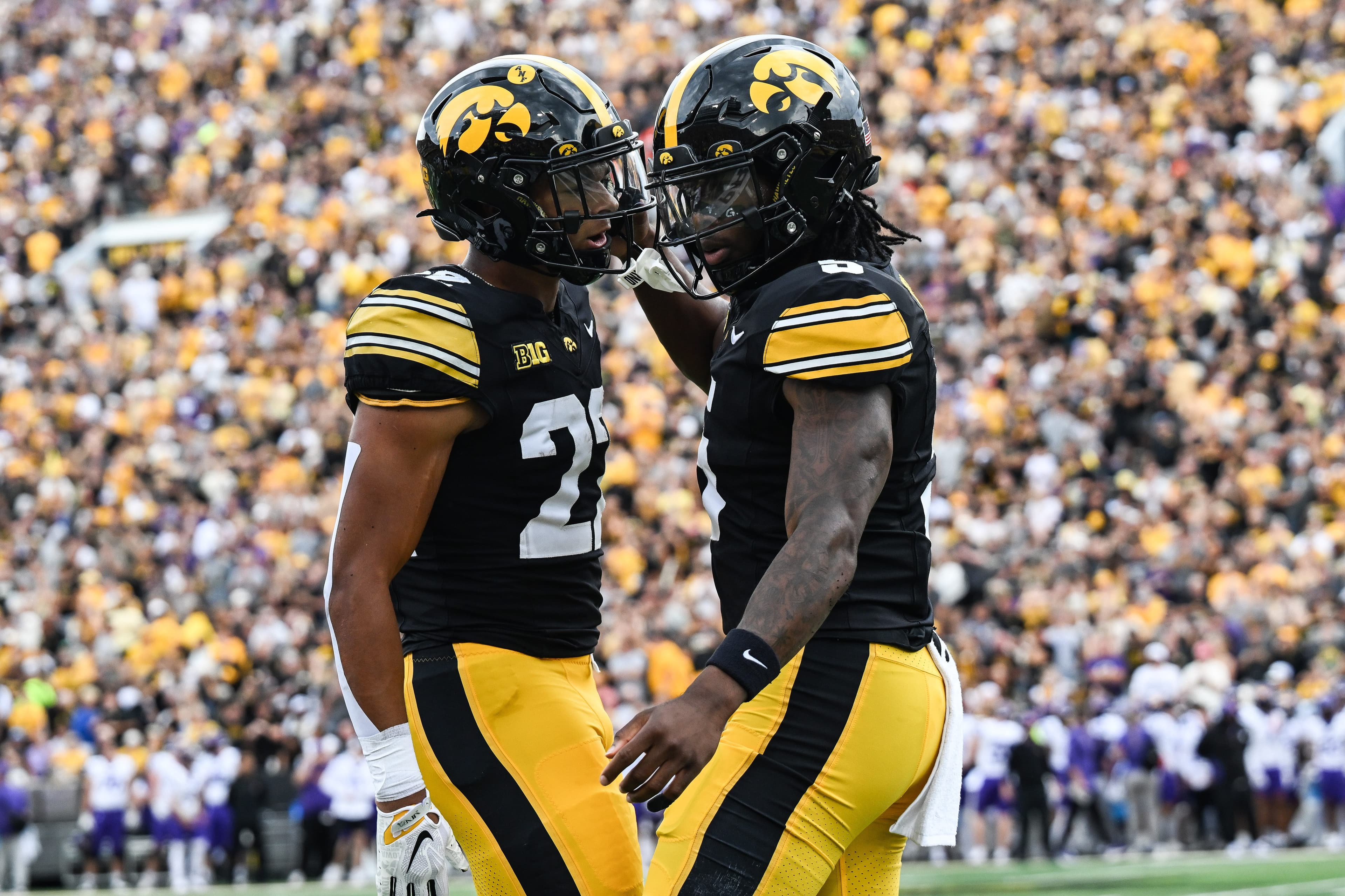 Iowa's Running Backs Credit O-Line After 422-Yard Rushing Day vs. UNI
