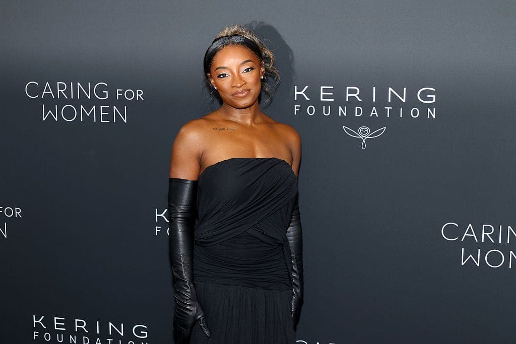 Biles says masked intruders took Porsche from Chicago home