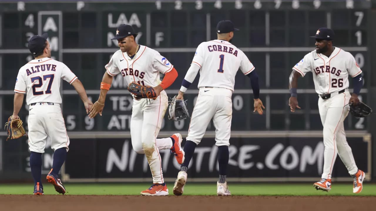 Astros' postseason math: Division title or wild card chase with five games left