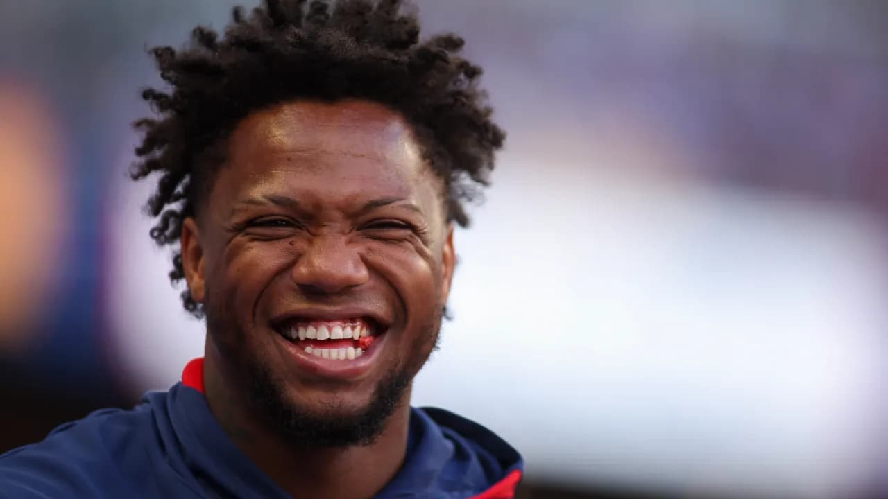 Acuña Jr. Exits With Shin Bruise, X-Rays Negative for Braves