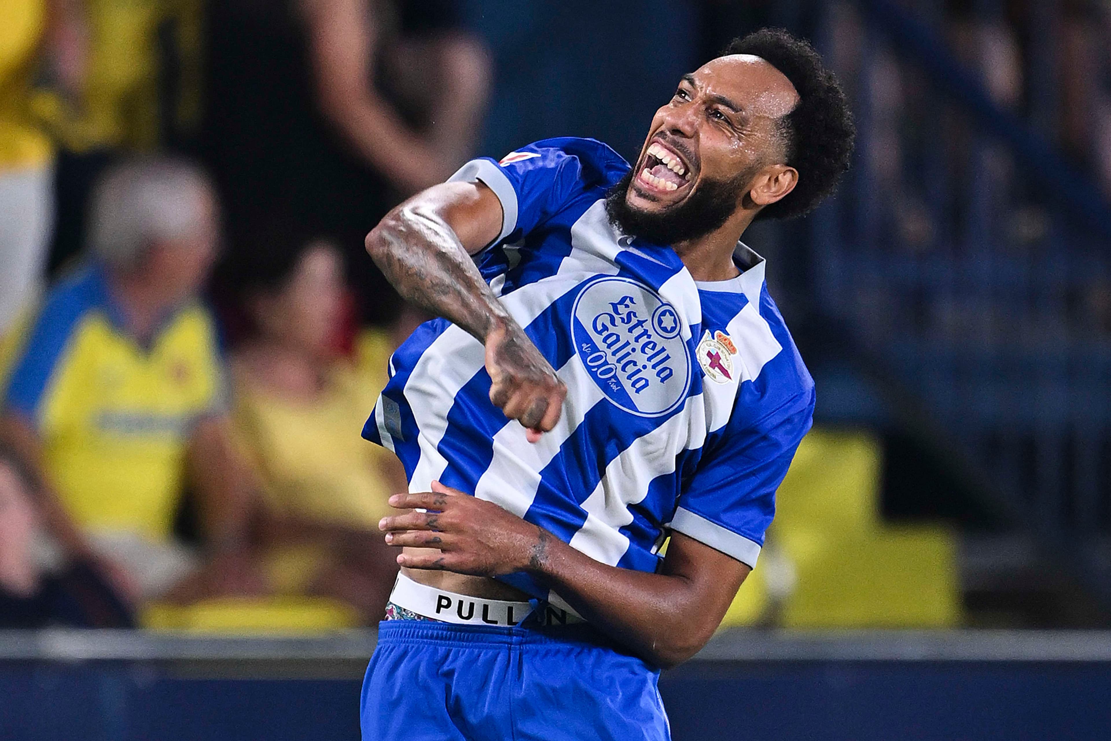 Aubameyang to Undergo Knee Surgery, Deportivo Announce