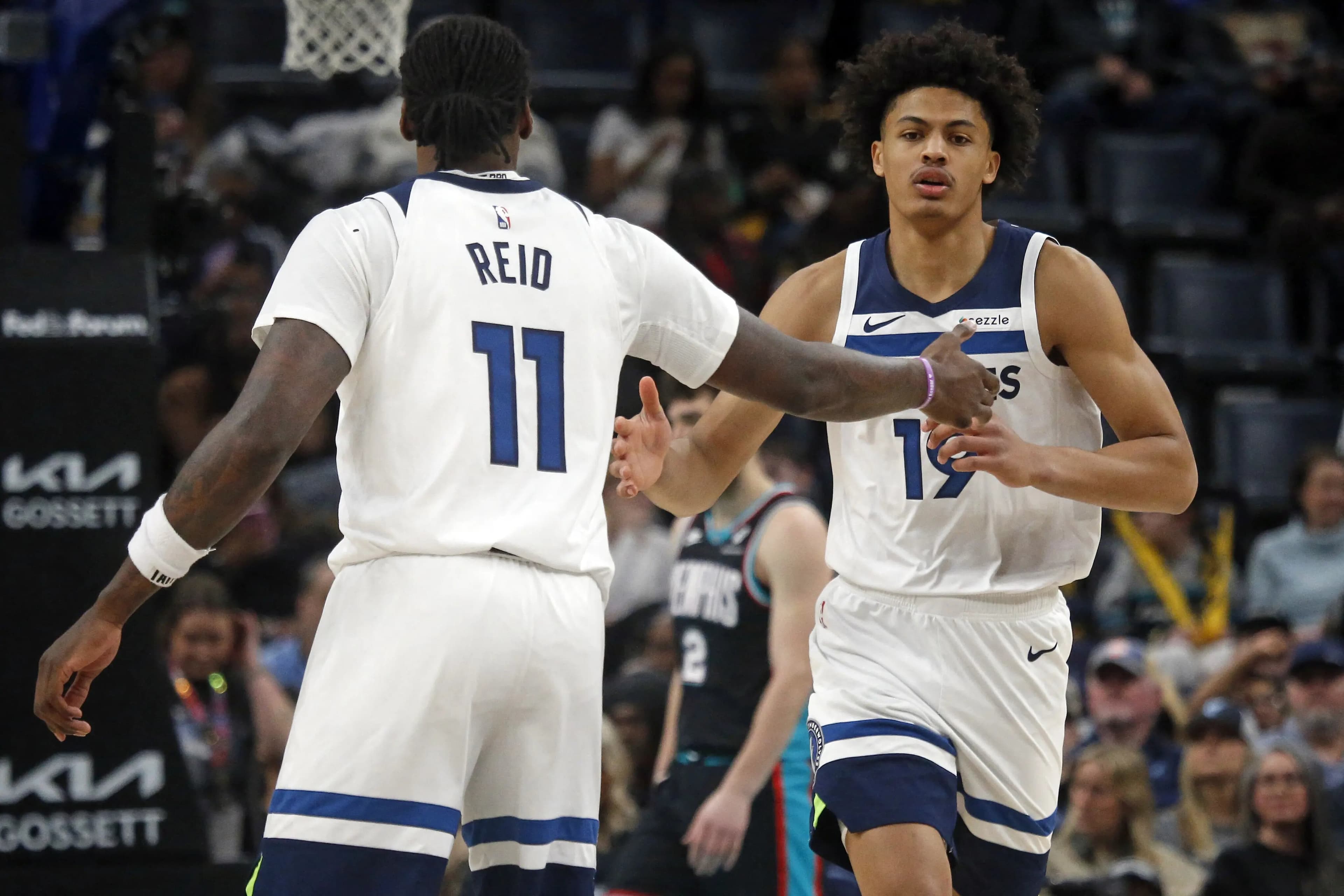 Timberwolves Coach Finch Wants Beringer to Rein In His Aggressive Style