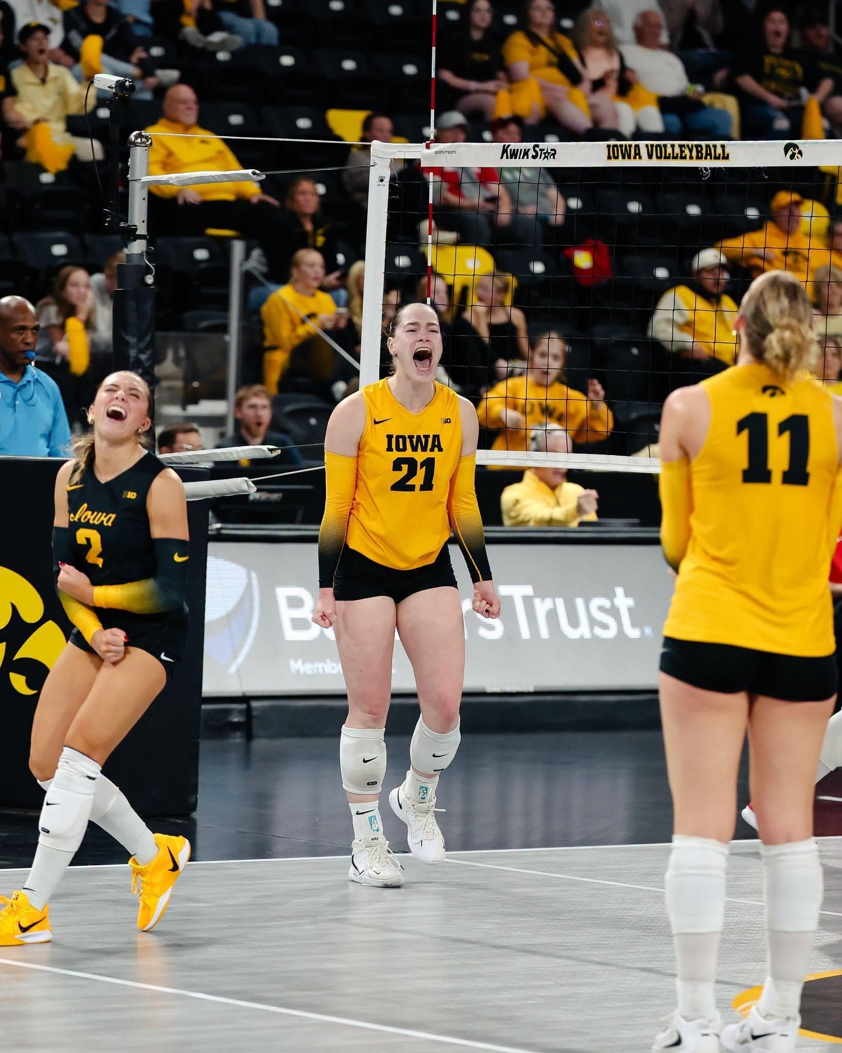 Rutgers Falls in Three at Iowa, Still Searching for First Big Ten Set