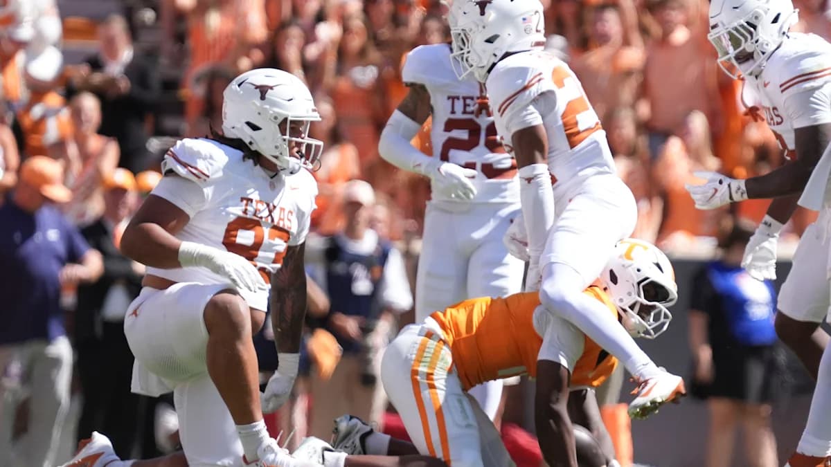 Texas sacks Faizon Brandon 10 times as No. 1 Longhorns edge Tennessee 20-17