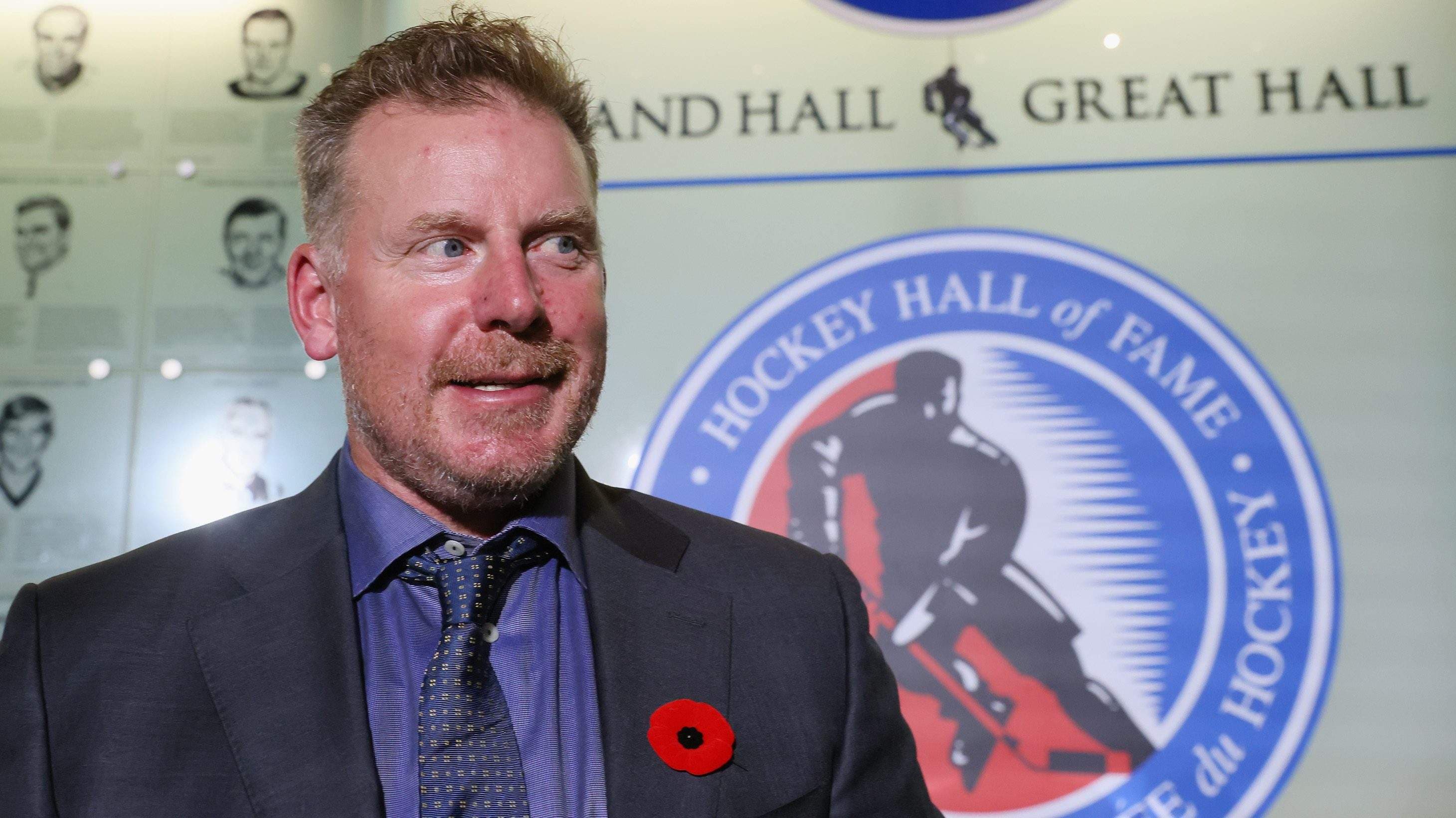 Former Senators Captain Alfredsson Settles Into Maple Leafs Role