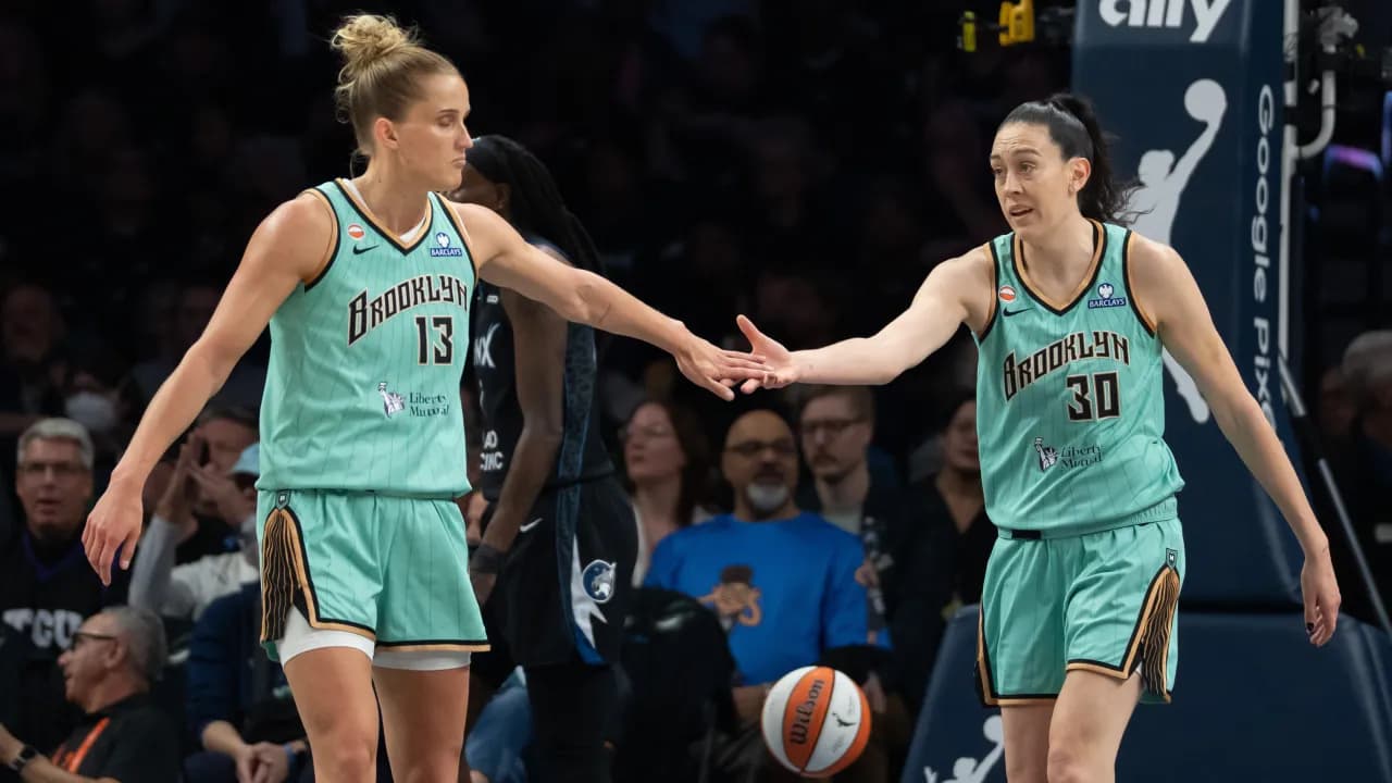 Stewart Makes WNBA Playoff History as Liberty Upset Top-Seeded Lynx in Game 1