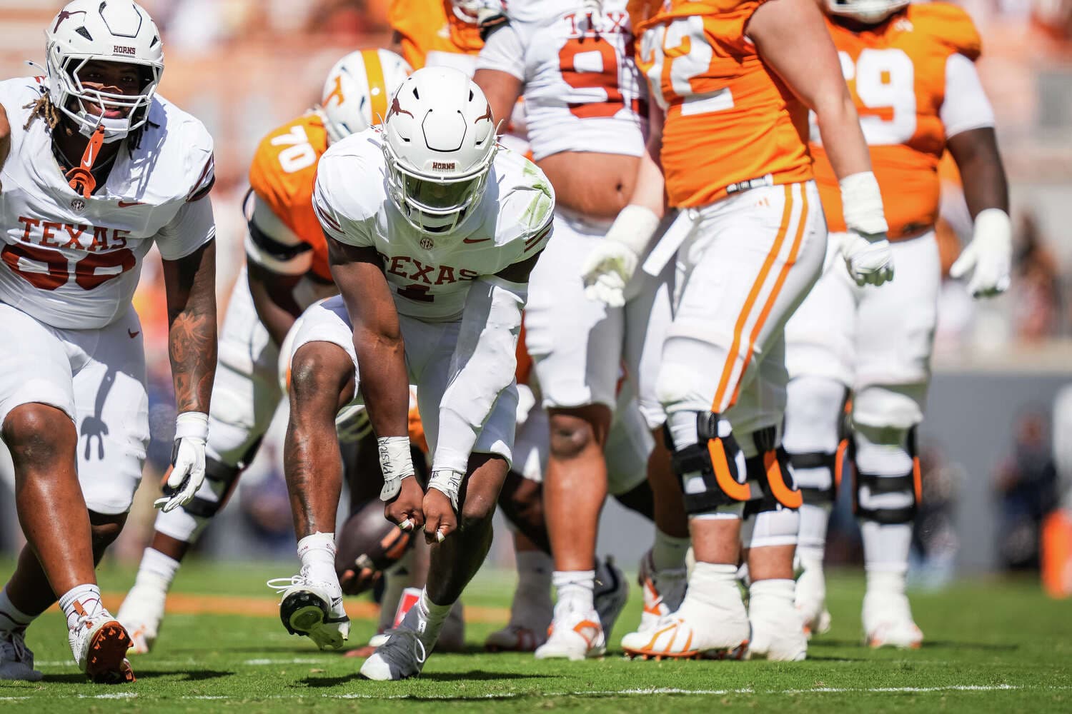 No. 1 Texas Survives Tennessee 20-17 Behind Record Five-Sack Day From Colin Simmons