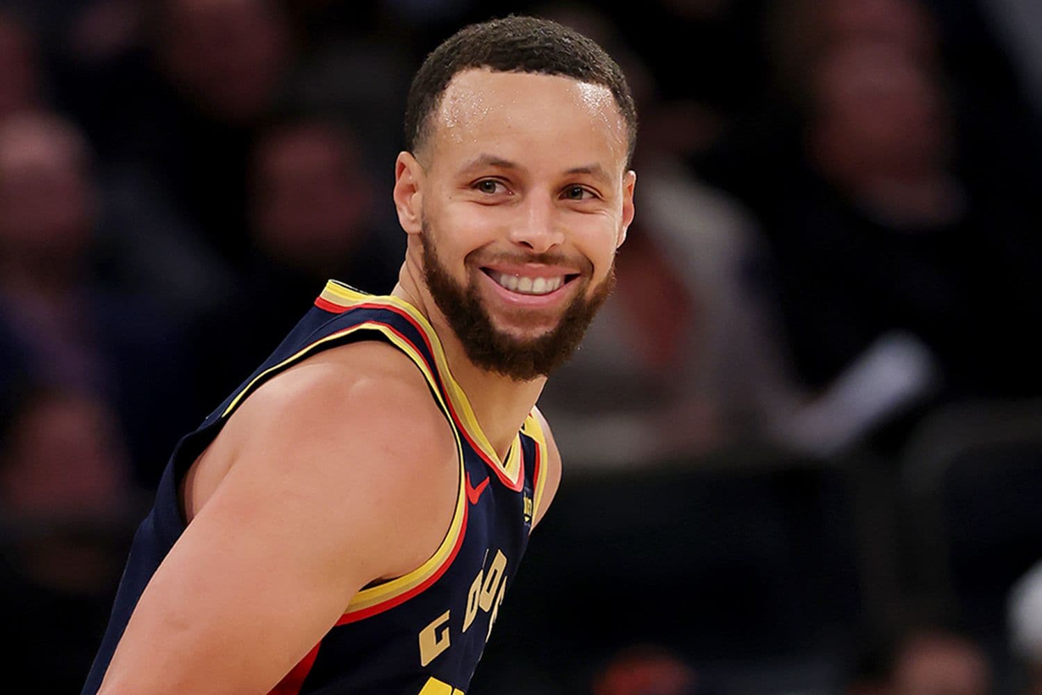 Curry Says He Played Through Blurred Vision for Years Before 2018 Diagnosis