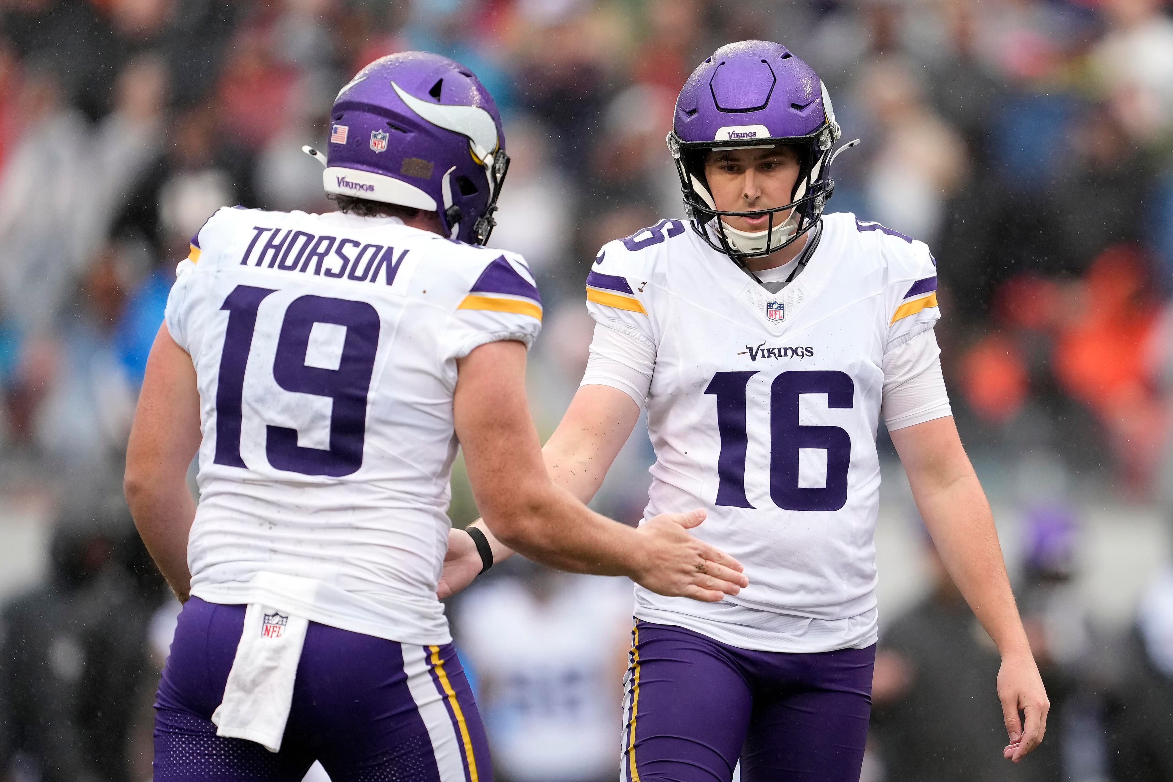 Vikings, Buccaneers Rule Out Key Players Ahead of Sunday Meeting in Tampa