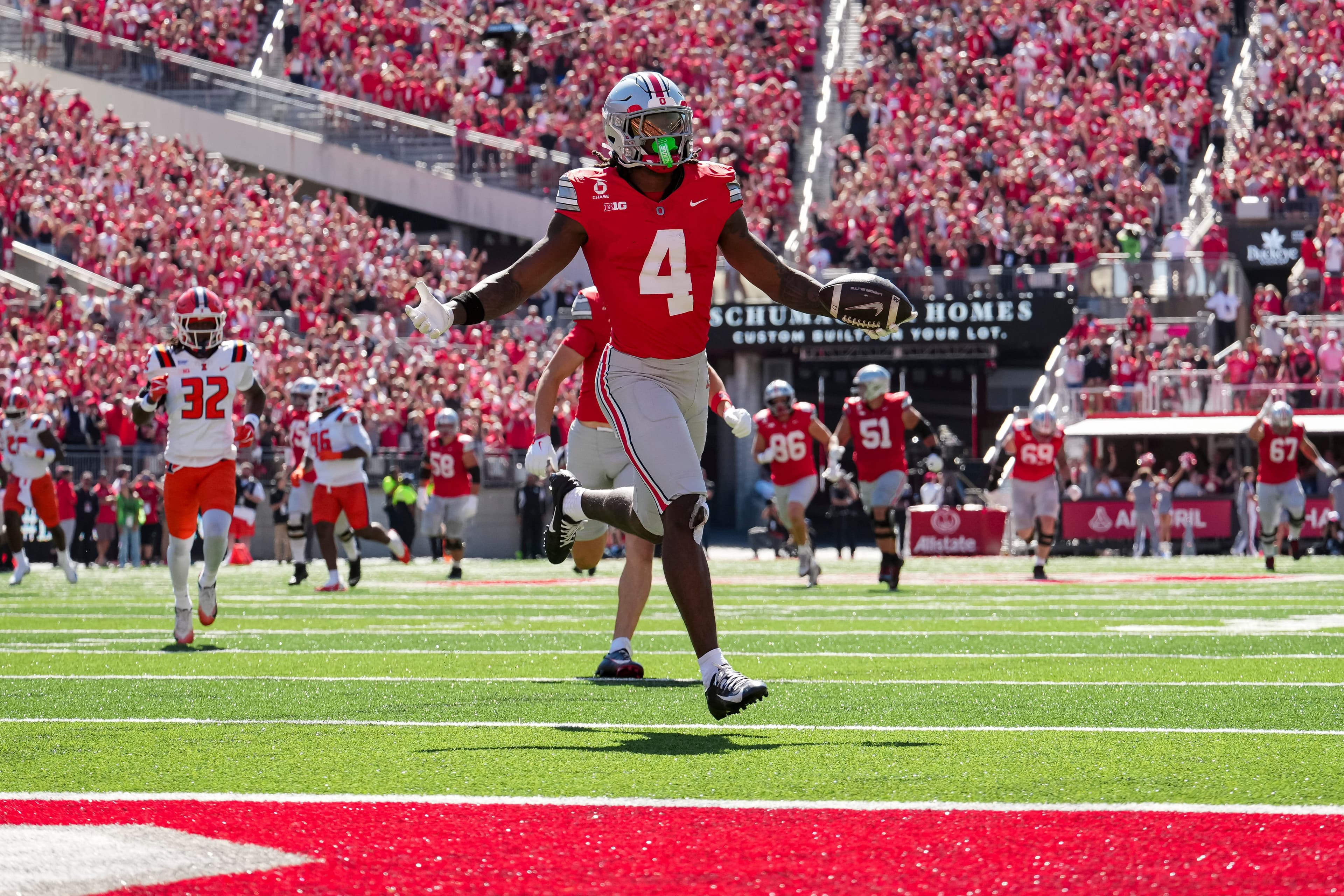 Buckeyes Roll Past Illinois 42-19 Behind Record Night from Jeremiah Smith