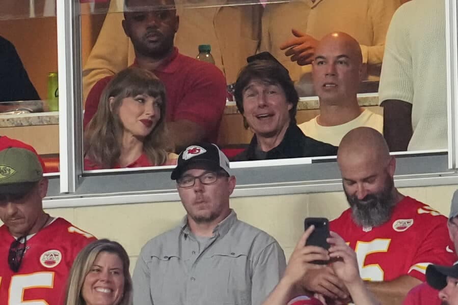 Michael Irvin Points to Taylor Swift Behind Travis Kelce's Fast Start