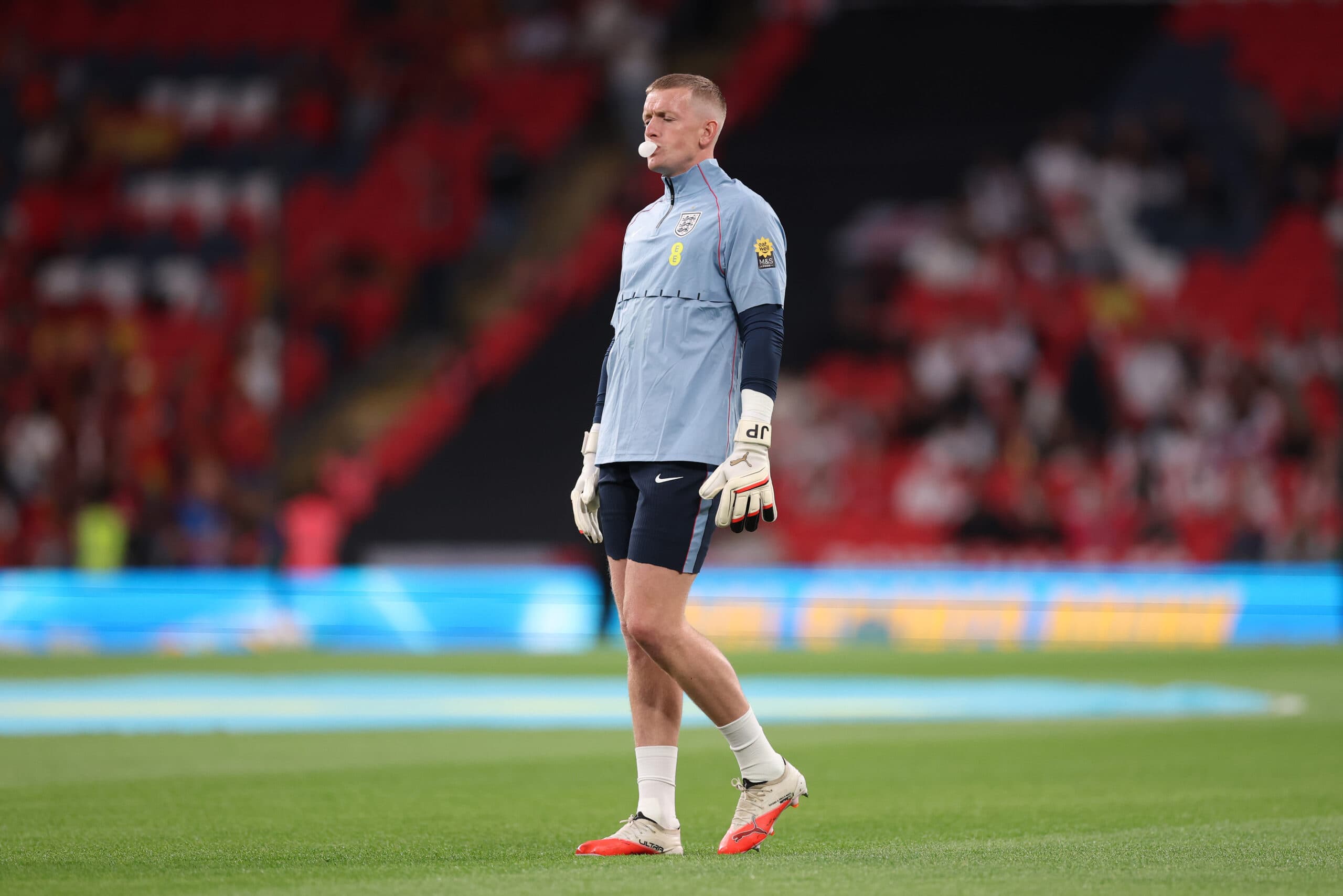 Report: Bayern Munich Monitoring Everton's Jordan Pickford for 2027