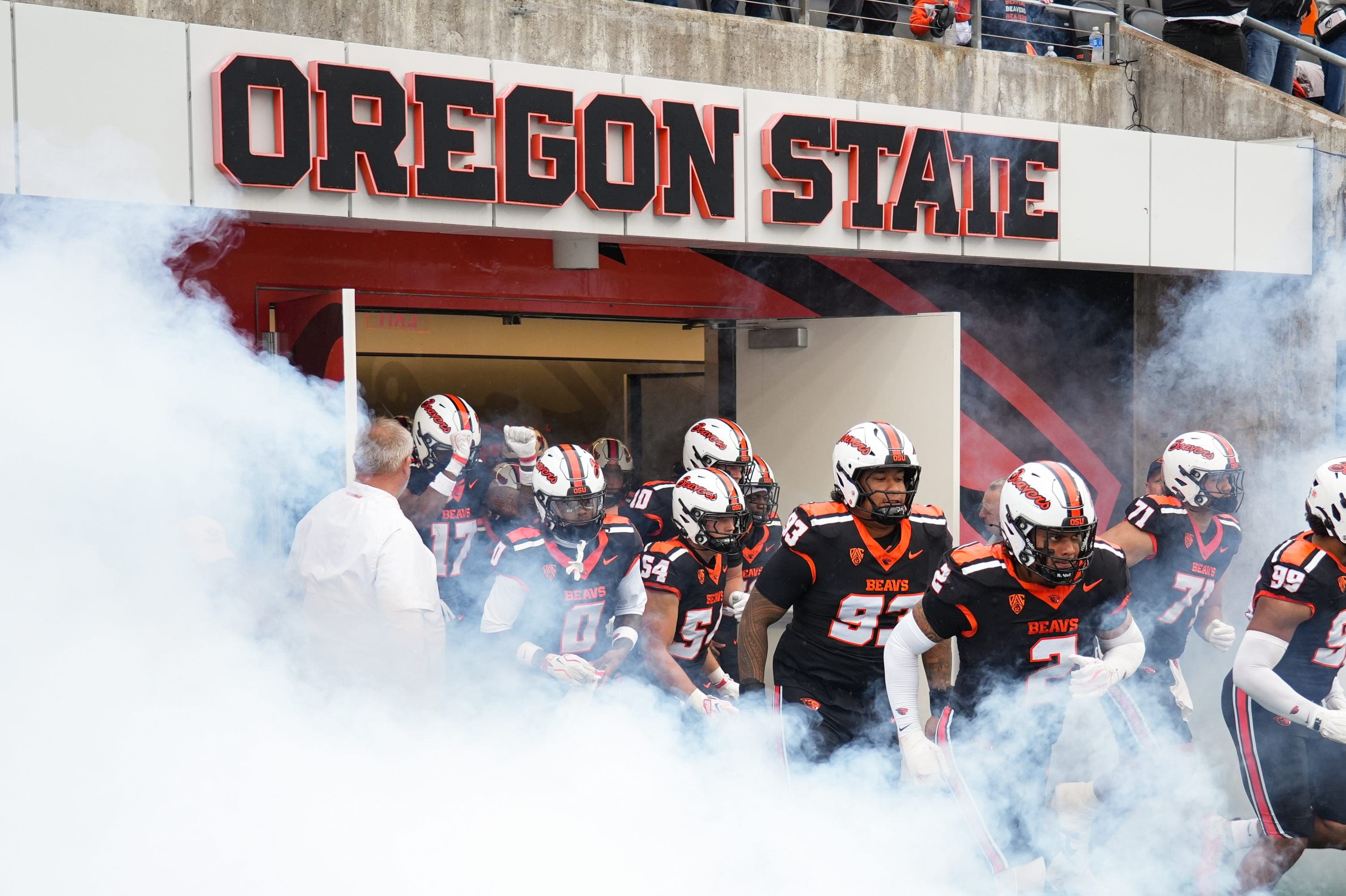 Oregon State Brings Nation's Top Passing Attack to UTEP on Friday Night