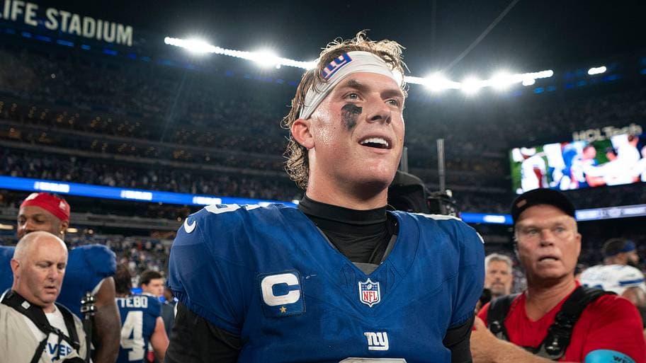 Giants QB Jaxson Dart Faces Possible Season-Ending Knee Surgery