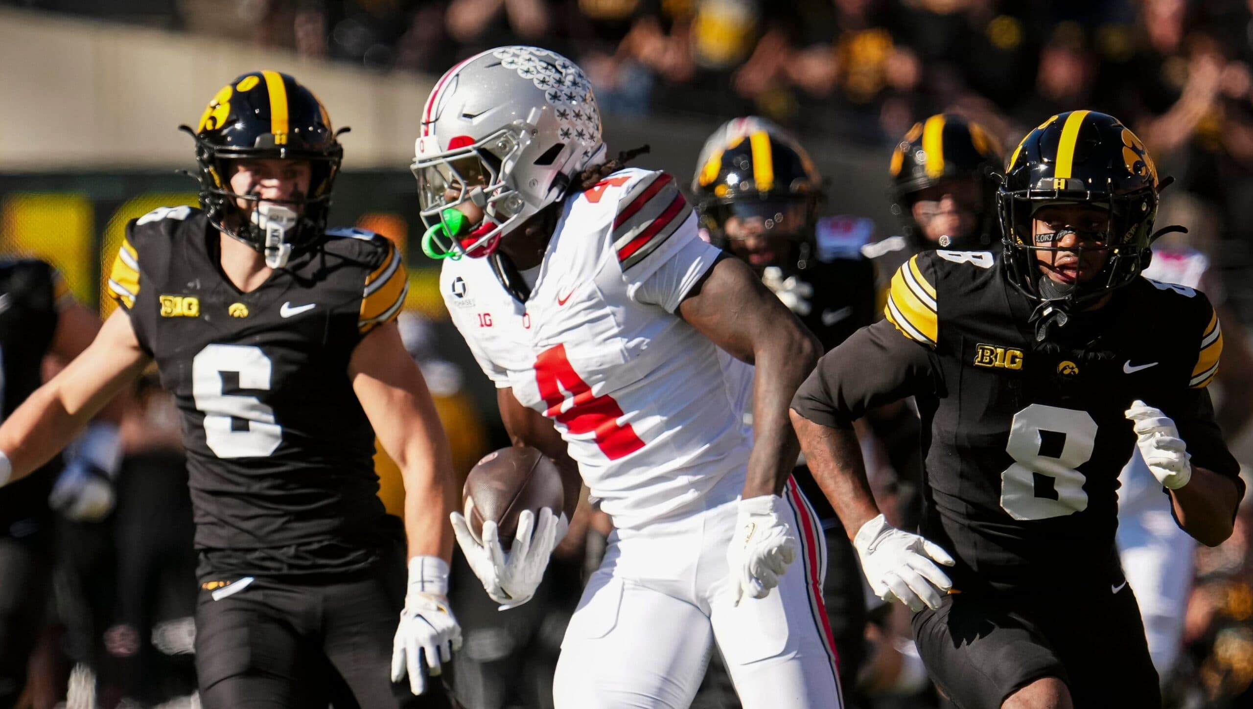 Ohio State's Jeremiah Smith Sets School Receiving Marks in 31-14 Win Over Iowa