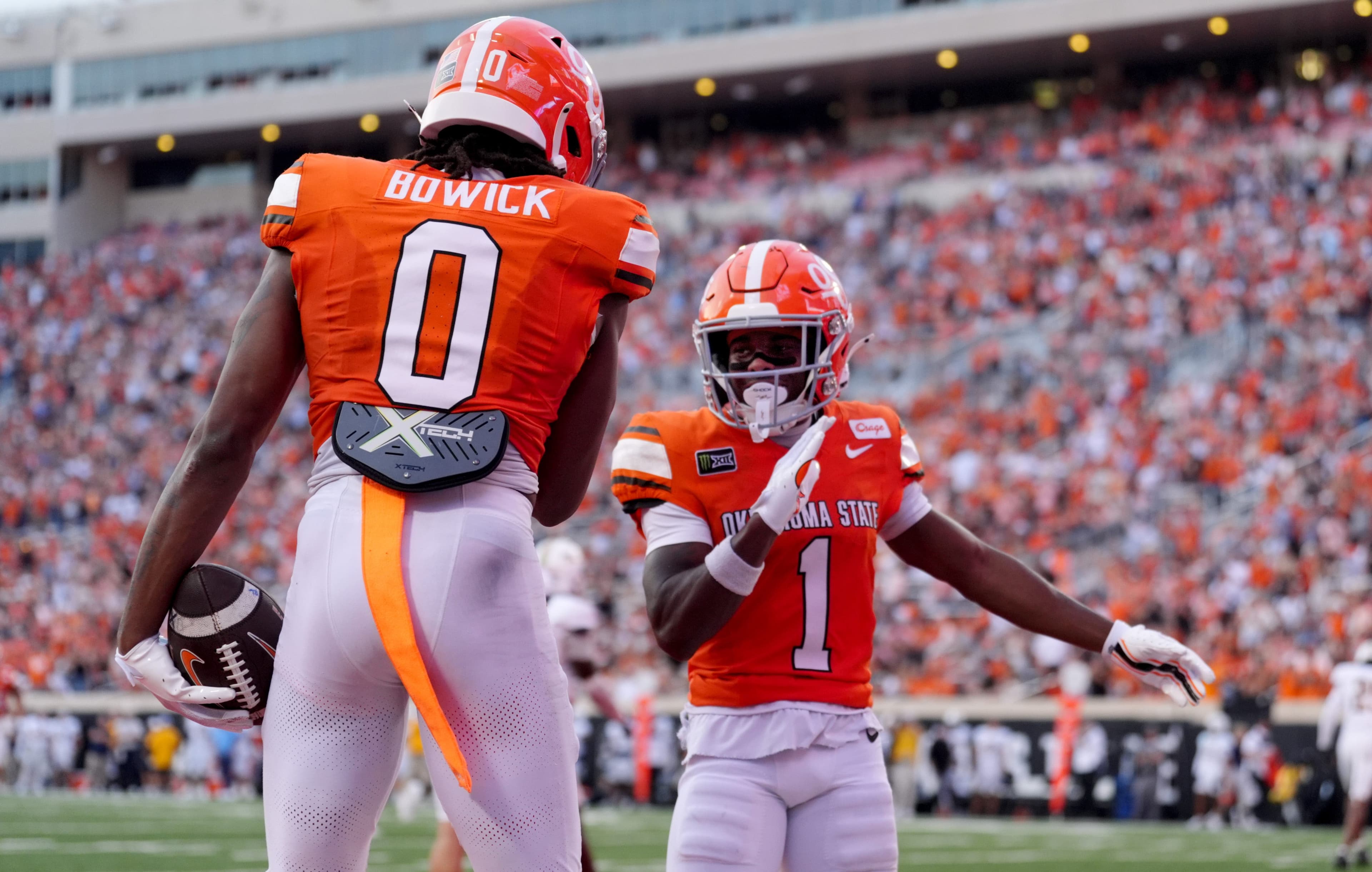 Childhood Friends Reunited at North Texas Now Lead Oklahoma State Offense
