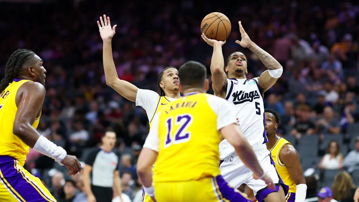 Acuff Jr. Scores 19 in Preseason Debut as Kings Fall to Lakers 127-103