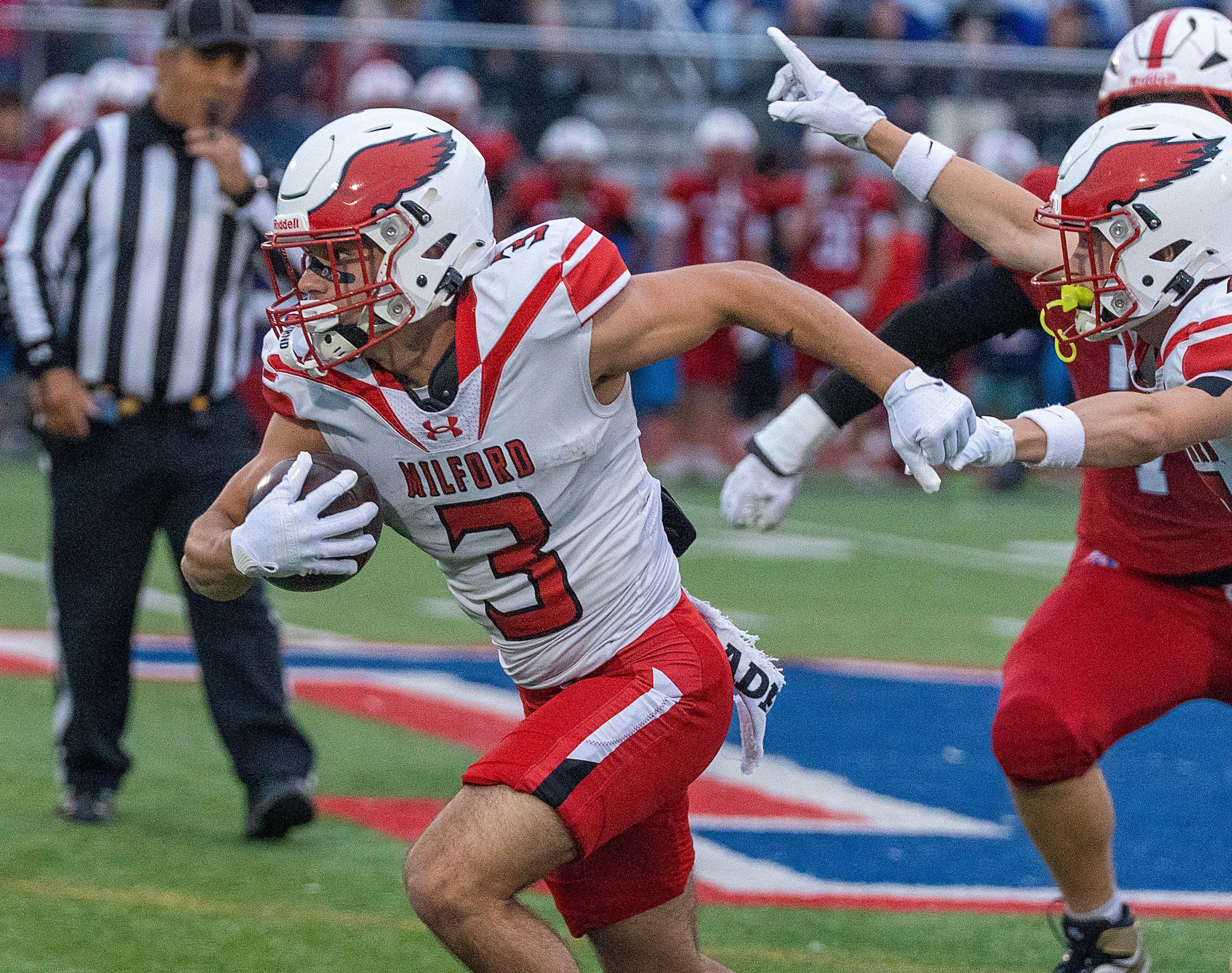 Rosenberg's Three-Touchdown Night Powers Milford Past Natick 28-7