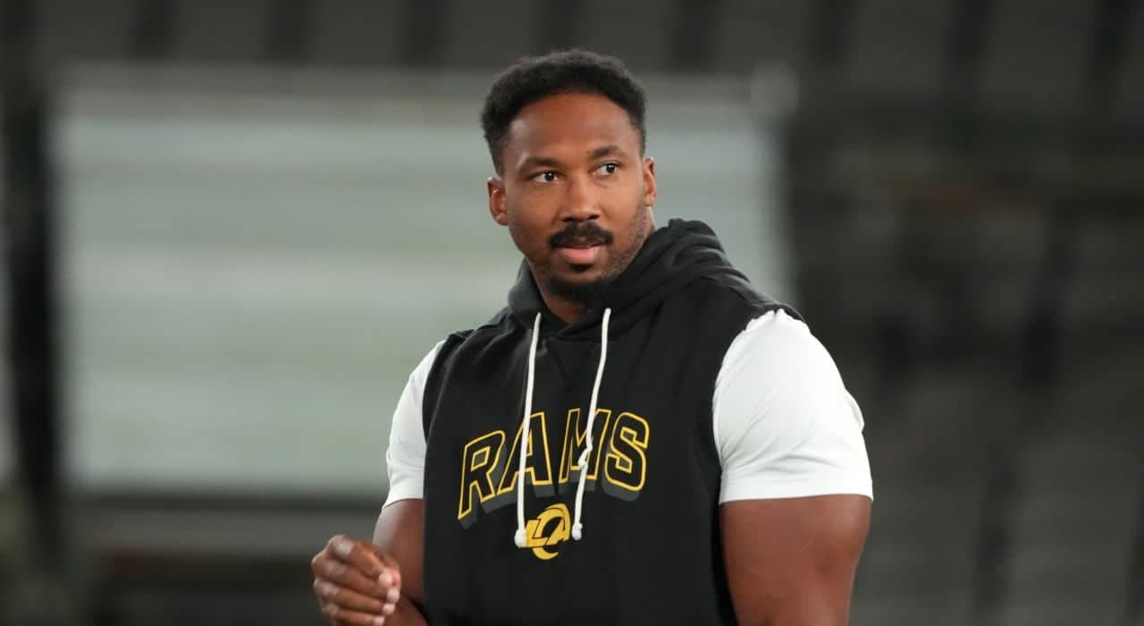 Rams' Myles Garrett Expected to Need Six Weeks to Recover From Knee Surgery