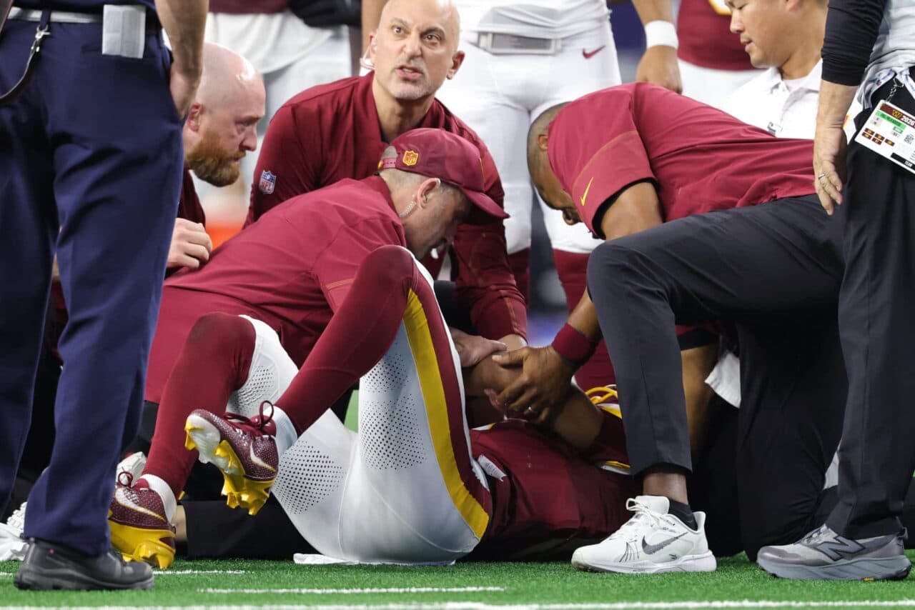 Commanders Keep Jayden Daniels Off IR as Elbow Recovery Stays Week-to-Week